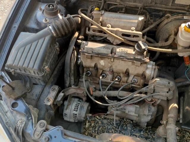 Синий Дэу Сенс, объемом двигателя 1.3 л и пробегом 150 тыс. км за 1300 $, фото 3 на Automoto.ua