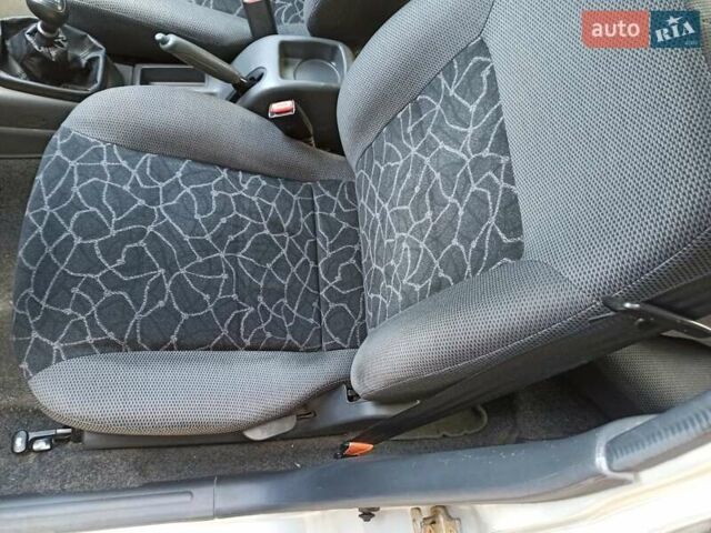 Синий Дэу Сенс, объемом двигателя 1.3 л и пробегом 59 тыс. км за 3300 $, фото 6 на Automoto.ua