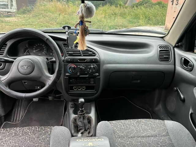 Синий Дэу Сенс, объемом двигателя 1.3 л и пробегом 380 тыс. км за 1600 $, фото 12 на Automoto.ua