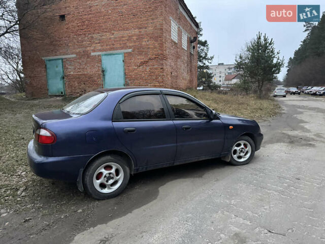 Синий Дэу Сенс, объемом двигателя 1.3 л и пробегом 300 тыс. км за 1350 $, фото 3 на Automoto.ua