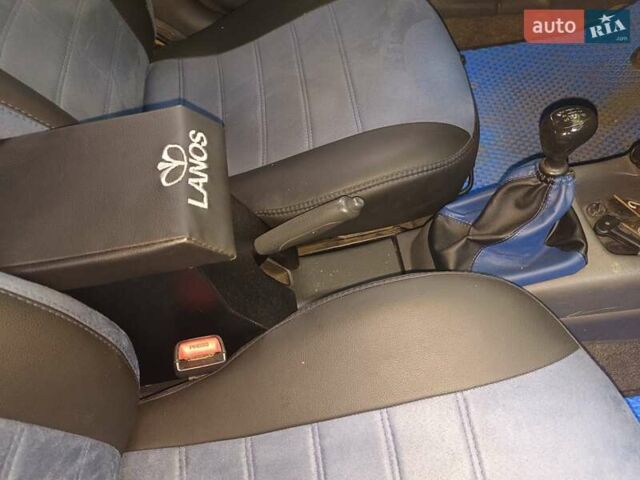 Синий Дэу Сенс, объемом двигателя 1.3 л и пробегом 163 тыс. км за 2800 $, фото 1 на Automoto.ua