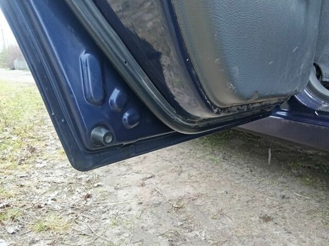 Синий Дэу Сенс, объемом двигателя 1.3 л и пробегом 283 тыс. км за 2200 $, фото 9 на Automoto.ua