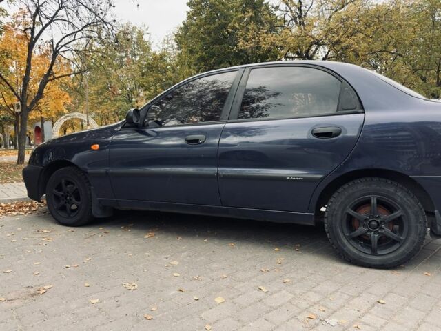 Синий Дэу Сенс, объемом двигателя 1.3 л и пробегом 360 тыс. км за 1607 $, фото 2 на Automoto.ua