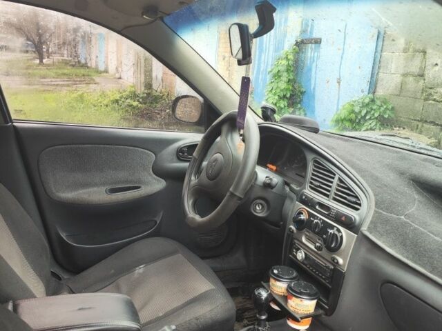 Синий Дэу Сенс, объемом двигателя 1.5 л и пробегом 217 тыс. км за 2100 $, фото 5 на Automoto.ua