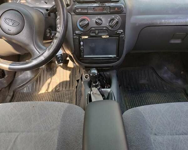 Синий Дэу Сенс, объемом двигателя 1.4 л и пробегом 152 тыс. км за 1300 $, фото 5 на Automoto.ua