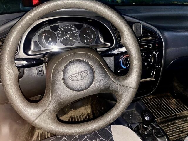Синий Дэу Сенс, объемом двигателя 1.3 л и пробегом 240 тыс. км за 1700 $, фото 4 на Automoto.ua
