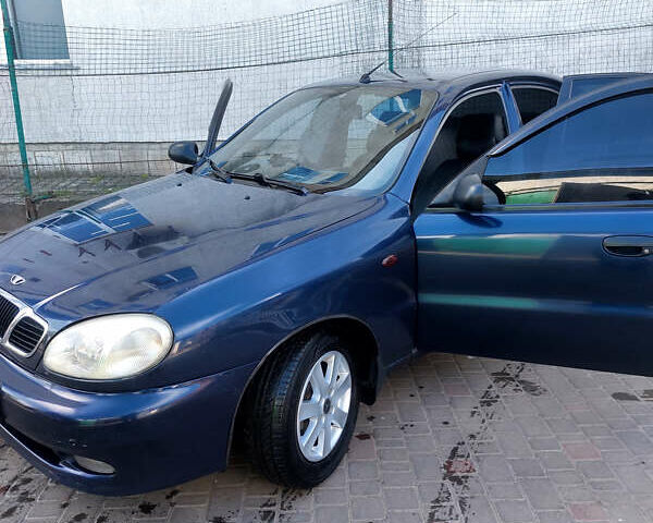Синий Дэу Сенс, объемом двигателя 1.3 л и пробегом 246 тыс. км за 2200 $, фото 1 на Automoto.ua
