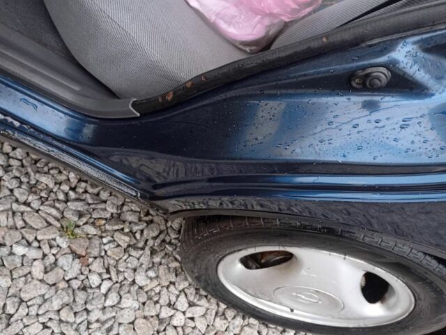 Синий Дэу Сенс, объемом двигателя 1.6 л и пробегом 220 тыс. км за 1850 $, фото 9 на Automoto.ua