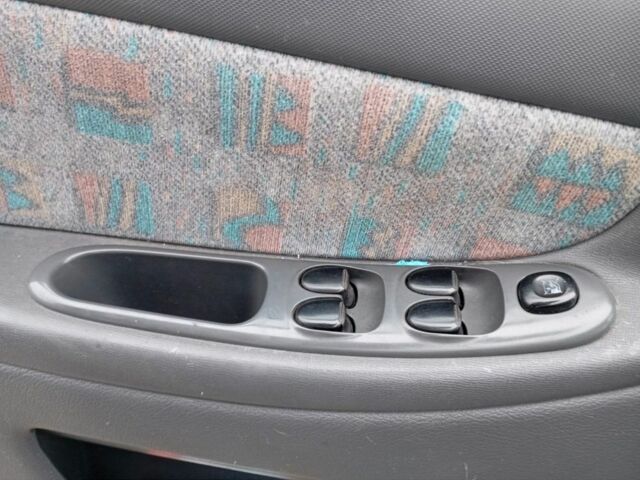 Синий Дэу Сенс, объемом двигателя 1.6 л и пробегом 220 тыс. км за 1850 $, фото 15 на Automoto.ua