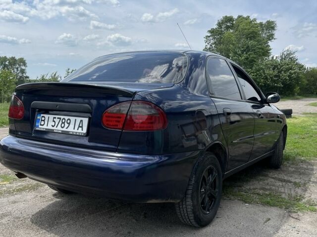 Синий Дэу Сенс, объемом двигателя 1.5 л и пробегом 237 тыс. км за 2700 $, фото 2 на Automoto.ua
