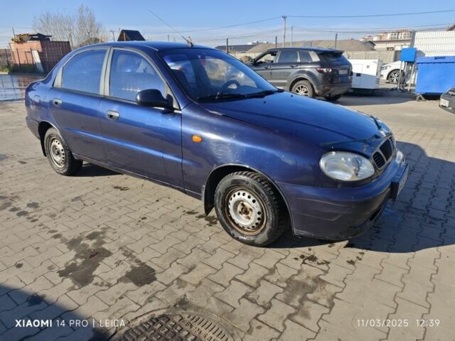 Синий Дэу Сенс, объемом двигателя 1.3 л и пробегом 200 тыс. км за 1952 $, фото 1 на Automoto.ua