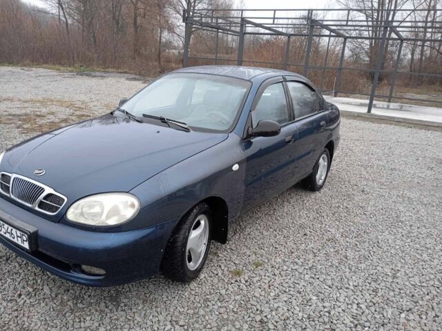 Синий Дэу Сенс, объемом двигателя 1.6 л и пробегом 220 тыс. км за 1850 $, фото 2 на Automoto.ua