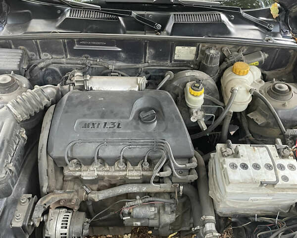 Синій Деу Сенс, об'ємом двигуна 1.3 л та пробігом 300 тис. км за 2000 $, фото 12 на Automoto.ua