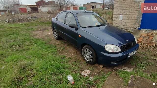 Синий Дэу Сенс, объемом двигателя 1.6 л и пробегом 157 тыс. км за 2500 $, фото 1 на Automoto.ua