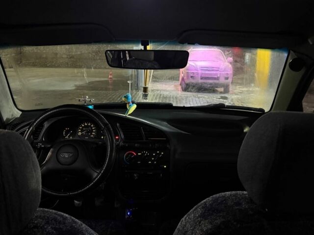 Деу Сенс 2005 у Тернополі на Automoto.ua Синій Деу Сенс, об'ємом двигуна 1.3 л та пробігом 244 тис. км за 1000 $, фото 5 на Automoto.ua