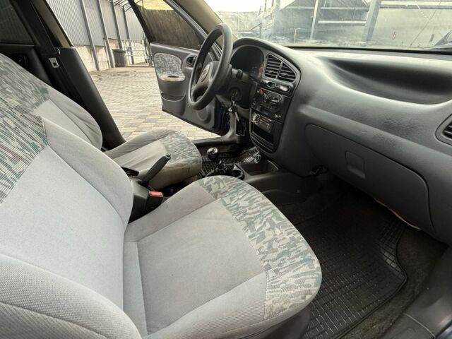 Синій Деу Сенс, об'ємом двигуна 1.5 л та пробігом 216 тис. км за 2000 $, фото 16 на Automoto.ua