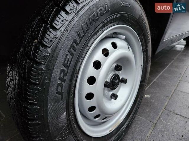 Синий Дэу Сенс, объемом двигателя 1.3 л и пробегом 356 тыс. км за 1150 $, фото 14 на Automoto.ua