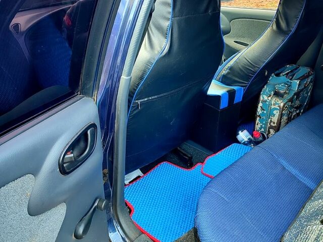 Синий Дэу Сенс, объемом двигателя 1.3 л и пробегом 174 тыс. км за 1700 $, фото 3 на Automoto.ua