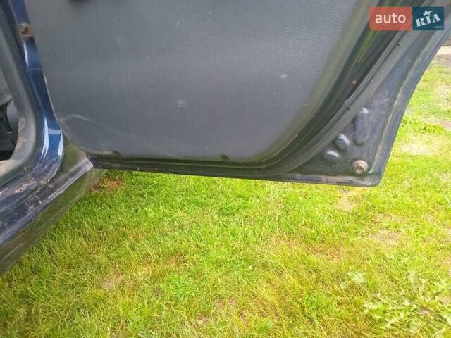 Синий Дэу Сенс, объемом двигателя 1.3 л и пробегом 75 тыс. км за 2300 $, фото 6 на Automoto.ua