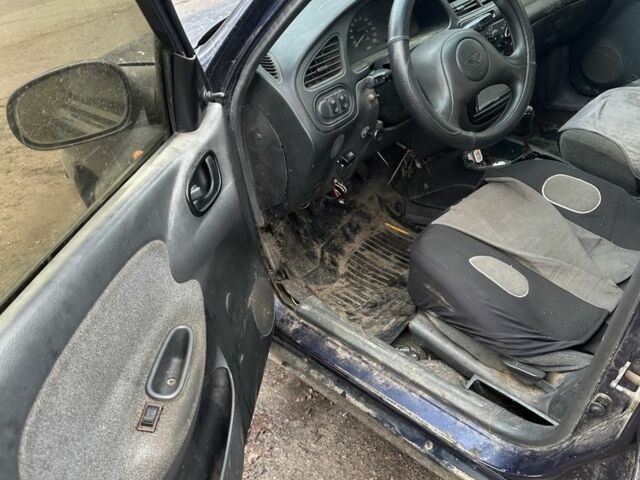 Синий Дэу Сенс, объемом двигателя 1.3 л и пробегом 200 тыс. км за 650 $, фото 5 на Automoto.ua