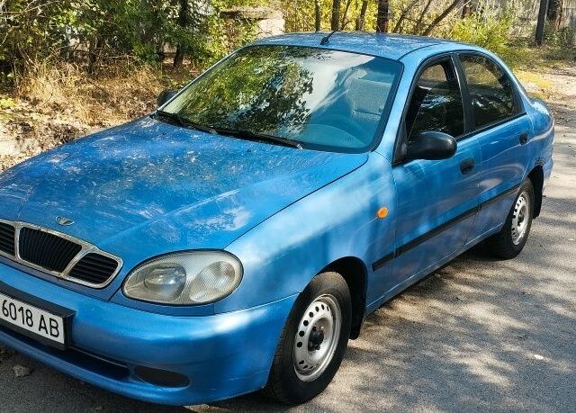 Синий Дэу Сенс, объемом двигателя 1.5 л и пробегом 220 тыс. км за 2100 $, фото 5 на Automoto.ua
