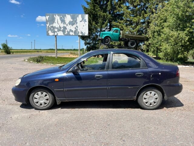 Синий Дэу Сенс, объемом двигателя 1.5 л и пробегом 1 тыс. км за 1300 $, фото 2 на Automoto.ua