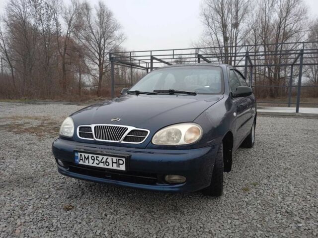 Синий Дэу Сенс, объемом двигателя 1.6 л и пробегом 220 тыс. км за 1850 $, фото 1 на Automoto.ua