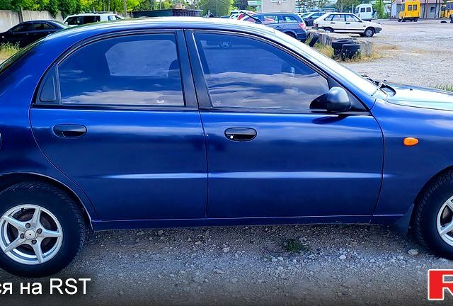 Синий Дэу Сенс, объемом двигателя 1.3 л и пробегом 459 тыс. км за 1500 $, фото 6 на Automoto.ua