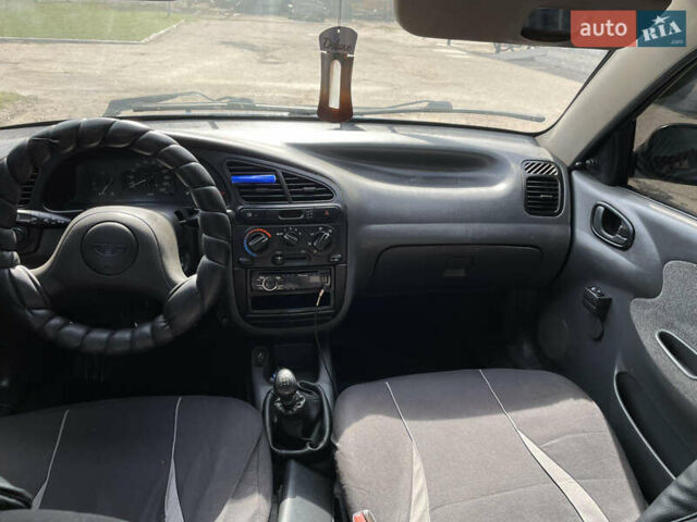 Синий Дэу Сенс, объемом двигателя 1.3 л и пробегом 350 тыс. км за 1600 $, фото 5 на Automoto.ua