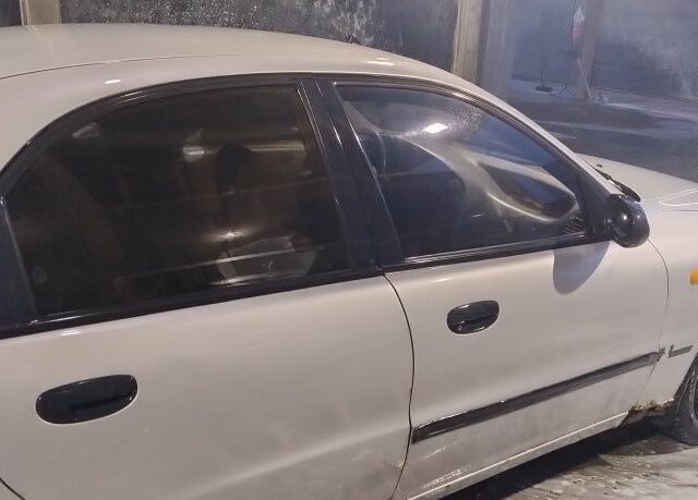 Синий Дэу Сенс, объемом двигателя 1.5 л и пробегом 277 тыс. км за 1100 $, фото 5 на Automoto.ua