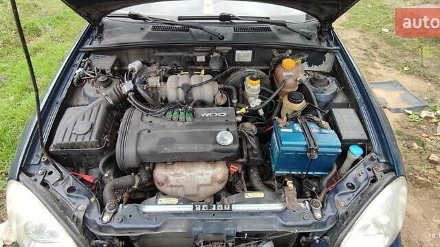 Синий Дэу Сенс, объемом двигателя 1.6 л и пробегом 157 тыс. км за 2500 $, фото 5 на Automoto.ua