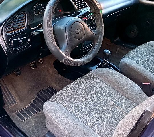 Синий Дэу Сенс, объемом двигателя 1.3 л и пробегом 120 тыс. км за 1500 $, фото 4 на Automoto.ua