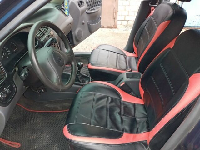 Деу Сенс 2006 у Харкові на Automoto.ua Синій Деу Сенс, об'ємом двигуна 0 л та пробігом 173 тис. км за 2790 $, фото 7 на Automoto.ua
