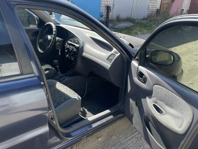 Синий Дэу Сенс, объемом двигателя 1.3 л и пробегом 300 тыс. км за 1700 $, фото 6 на Automoto.ua