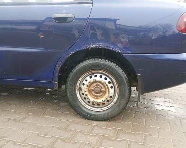 Синий Дэу Сенс, объемом двигателя 1.3 л и пробегом 305 тыс. км за 800 $, фото 2 на Automoto.ua