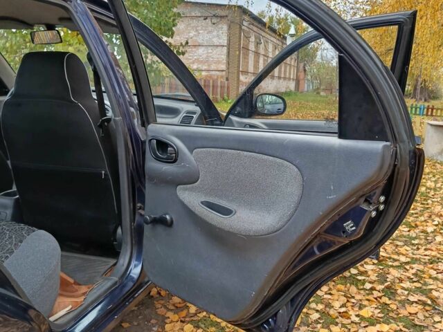 Деу Сенс 2006 у Переяславе-Хмельницком на Automoto.ua Синій Деу Сенс, об'ємом двигуна 1.3 л та пробігом 197 тис. км за 1500 $, фото 9 на Automoto.ua