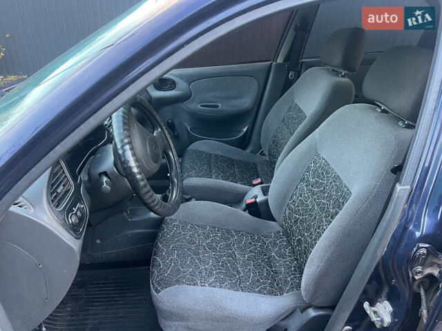 Синий Дэу Сенс, объемом двигателя 1.3 л и пробегом 186 тыс. км за 1899 $, фото 6 на Automoto.ua