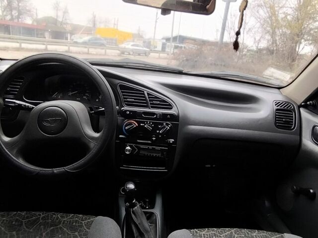 Синий Дэу Сенс, объемом двигателя 1.3 л и пробегом 270 тыс. км за 1650 $, фото 5 на Automoto.ua