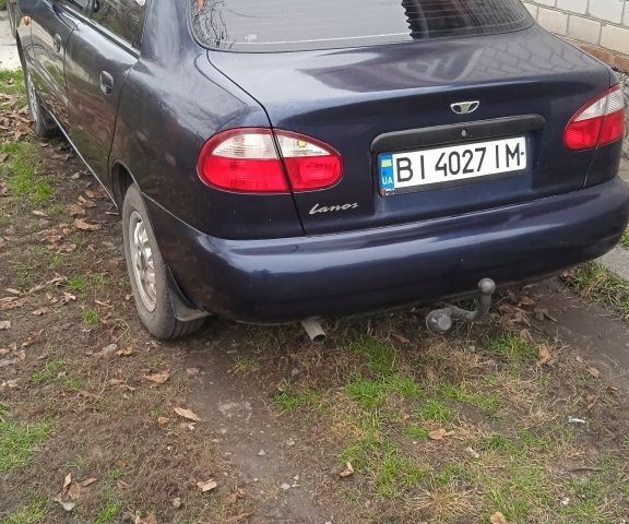 Синий Дэу Сенс, объемом двигателя 1.5 л и пробегом 209 тыс. км за 2600 $, фото 3 на Automoto.ua