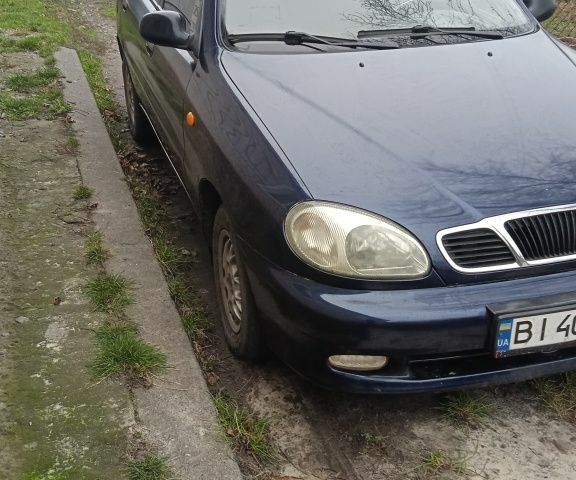 Синий Дэу Сенс, объемом двигателя 1.5 л и пробегом 209 тыс. км за 2600 $, фото 1 на Automoto.ua