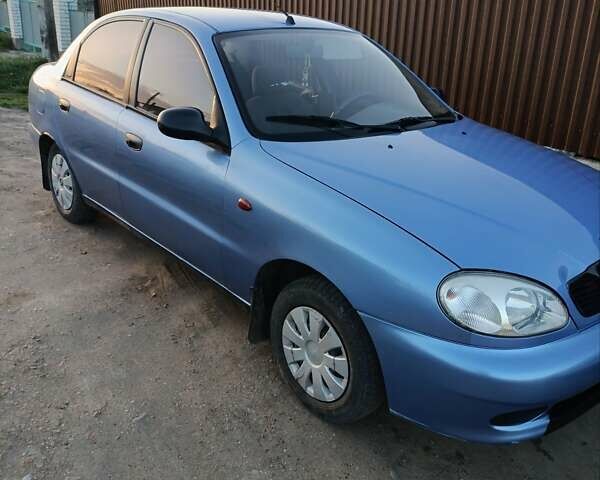 Синий Дэу Сенс, объемом двигателя 1.3 л и пробегом 220 тыс. км за 1750 $, фото 2 на Automoto.ua