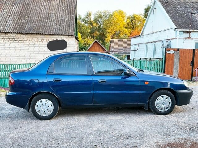 Синий Дэу Сенс, объемом двигателя 1.5 л и пробегом 350 тыс. км за 1750 $, фото 3 на Automoto.ua
