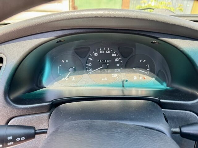 Дэу Сенс 2006 в Белой Церкве на Automoto.ua Синий Дэу Сенс, объемом двигателя 1.5 л и пробегом 241 тыс. км за 2050 $, фото 4 на Automoto.ua