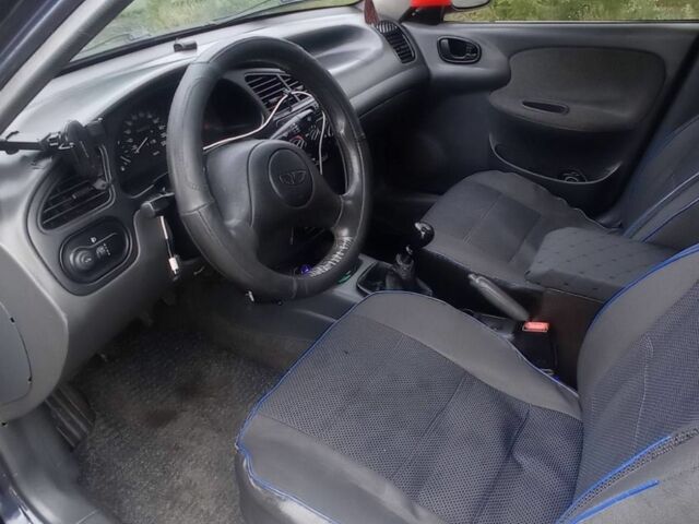 Синий Дэу Сенс, объемом двигателя 1.5 л и пробегом 55 тыс. км за 2100 $, фото 1 на Automoto.ua