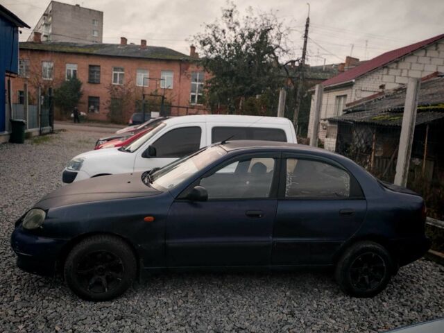 Синий Дэу Сенс, объемом двигателя 1.5 л и пробегом 200 тыс. км за 1600 $, фото 3 на Automoto.ua