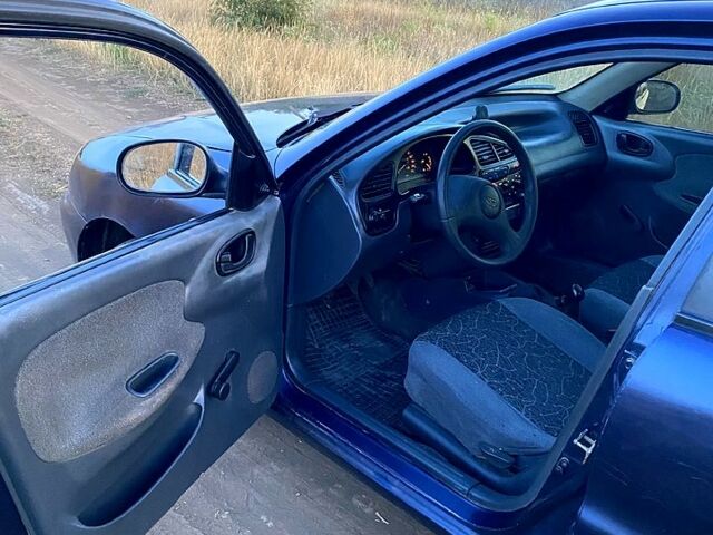 Деу Сенс 2006 у Одесі на Automoto.ua Синій Деу Сенс, об'ємом двигуна 1.3 л та пробігом 240 тис. км за 1300 $, фото 5 на Automoto.ua