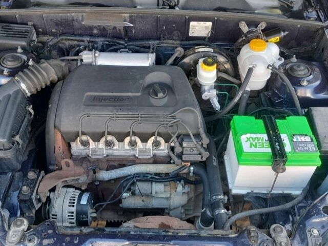 Деу Сенс 2006 у Миколаїв на Automoto.ua Синій Деу Сенс, об'ємом двигуна 1.3 л та пробігом 120 тис. км за 1800 $, фото 6 на Automoto.ua