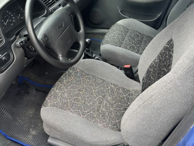 Синий Дэу Сенс, объемом двигателя 1.6 л и пробегом 130 тыс. км за 2400 $, фото 3 на Automoto.ua