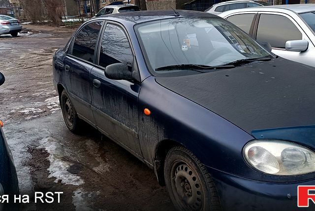 Синий Дэу Сенс, объемом двигателя 1.3 л и пробегом 251 тыс. км за 1400 $, фото 1 на Automoto.ua