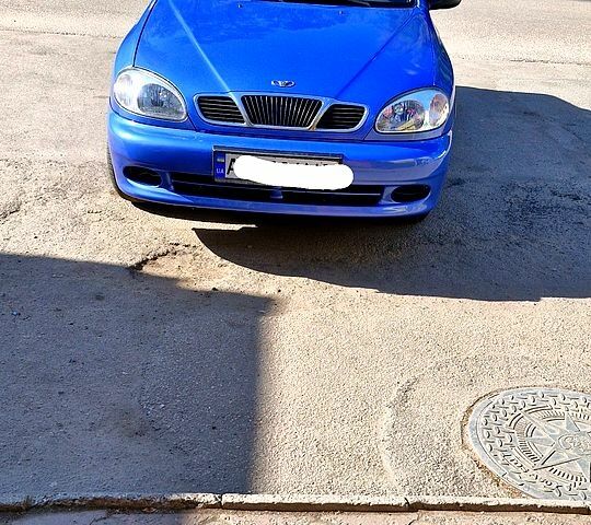 Синий Дэу Сенс, объемом двигателя 1.3 л и пробегом 320 тыс. км за 2200 $, фото 1 на Automoto.ua